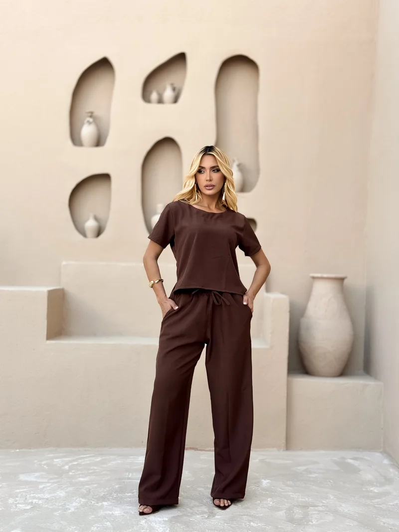 Conjunto ref 401 marrom